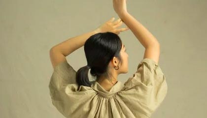 贺博生:黄金原油今日行情价格涨跌趋势分析及最新操作建议