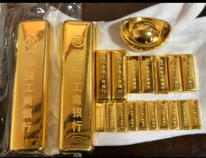 上海黄金回收实时国际金价参考，报价公道，让您卖得划算！