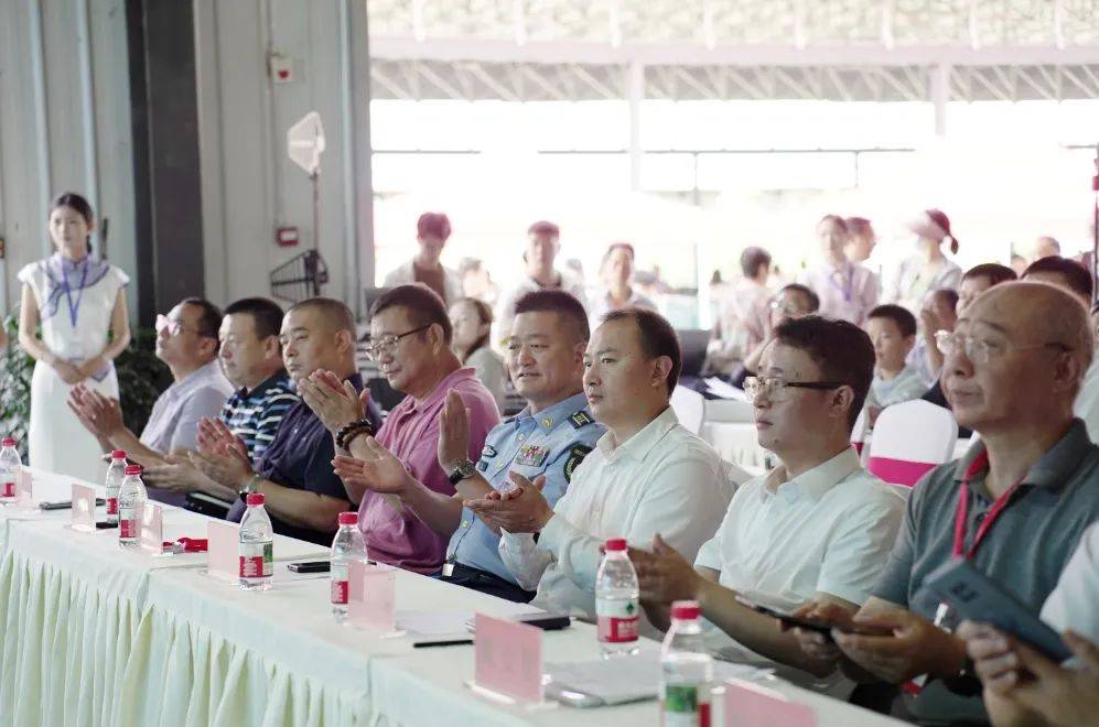 首届昭通青花椒推介会在融兴花椒市场隆重召开