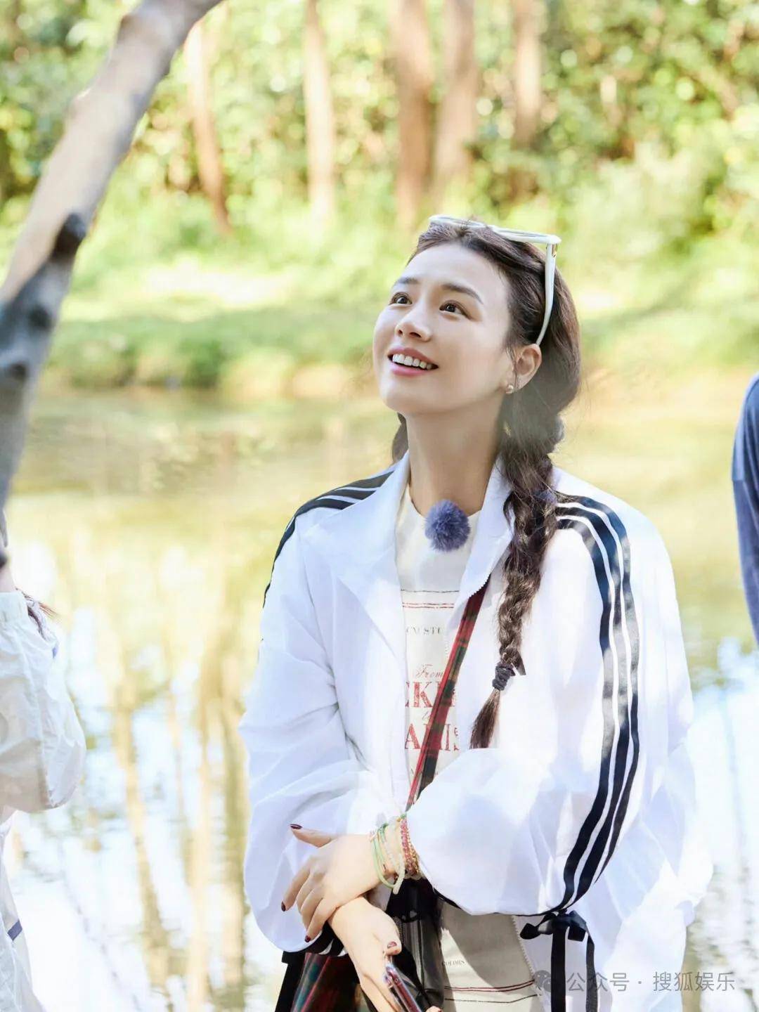 被全网劝分的这对终于分手了？她最近的状态确实肉眼可见的好！