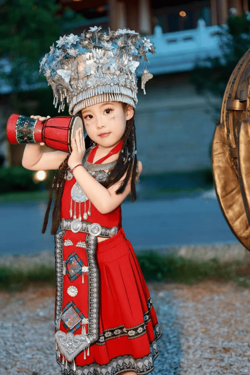 童星汪奕含斩获第21届快乐阳光少年儿童歌曲卡拉OK电视大赛全国总决赛荣获幼儿B组大金奖